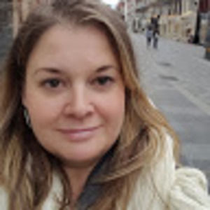 Meet your Posher, Nicole